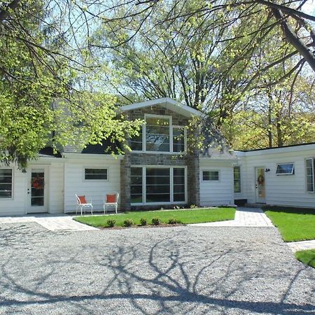 Carriage House On Kent Acomodação com café da manhã Niagara-on-the-Lake Exterior foto